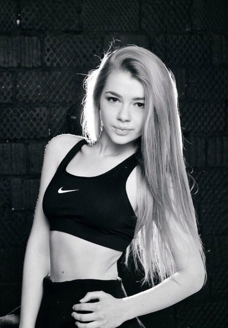 Anastasiya Ukolova ポルノスター 画像