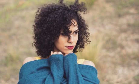 ストリップショー オンリーファンズ えろ 写真