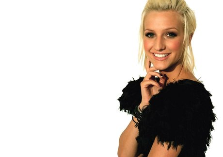 Ashlee Nicole Simpson ヌード女優 ギャラリー