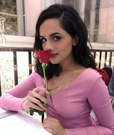 妻のアナルオンリーファンズ 美しい裸 画像