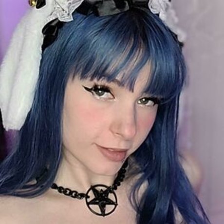 Waiifubunny 可愛いモデル ギャラリー