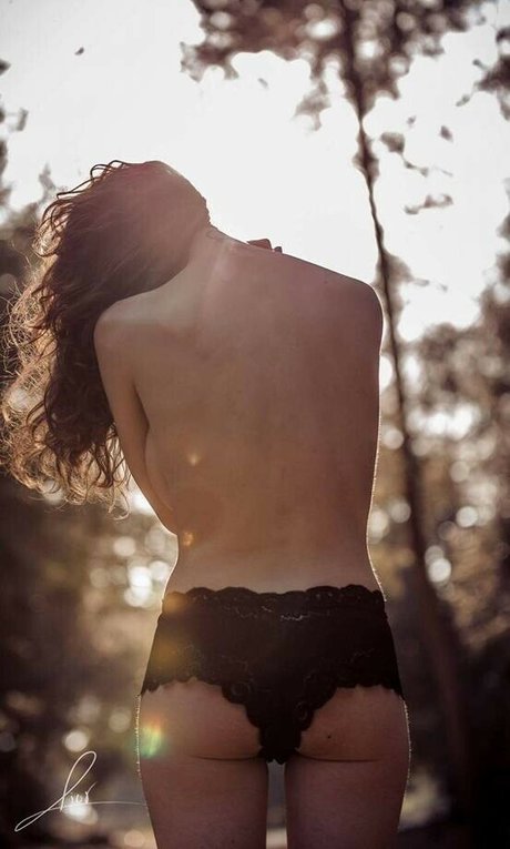 Yael Gayaa HDモデル 画像