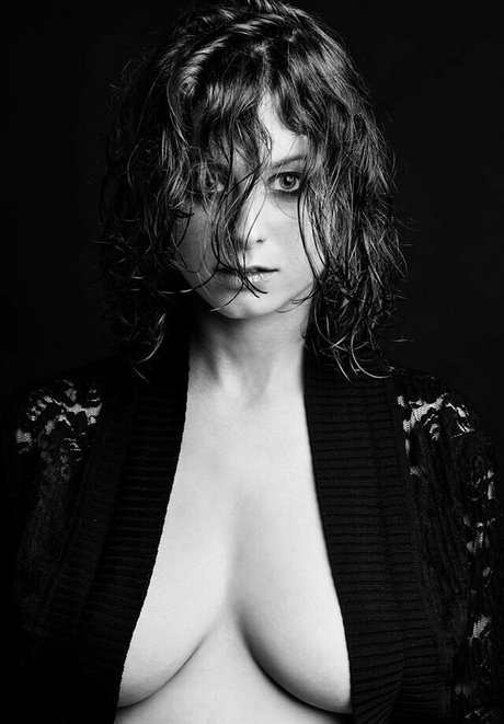 金髪のホットな妻オンリーファンズ xxx 写真