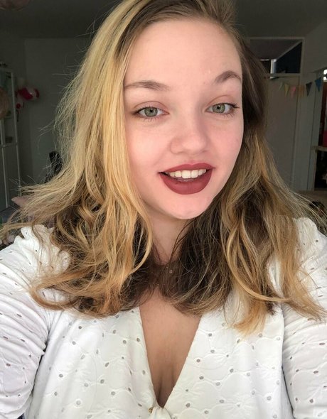 Cheyenne1607 ポルノスター パーフェクト 画像