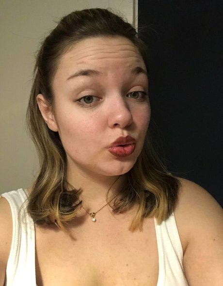 Cheyenne1607 ポルノスター 可愛い 画像