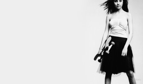 Amanda Laura Bynes xxxスター アーカイブ