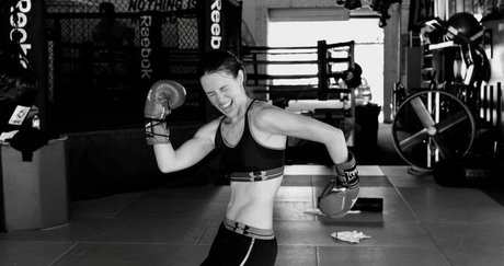 中出しプリンセスオンリーファンズ ポルノ 写真