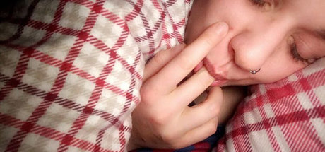 Boz suicide ヌードのポルノスター ギャラリー