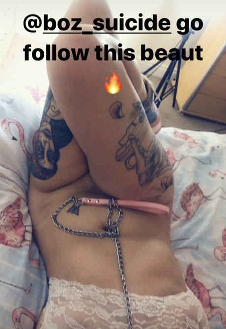 Boz suicide ヌードモデル 画像