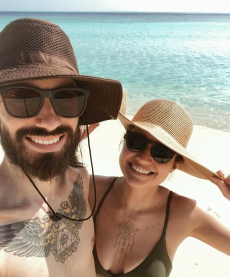 Ana Gutierrez エロティックなモデル 画像