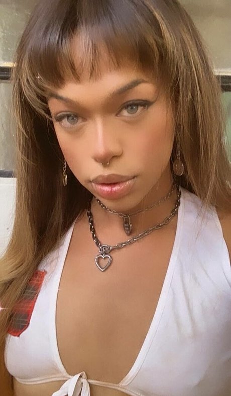 クソ野郎オンリーファンズ 美しいxxx 画像