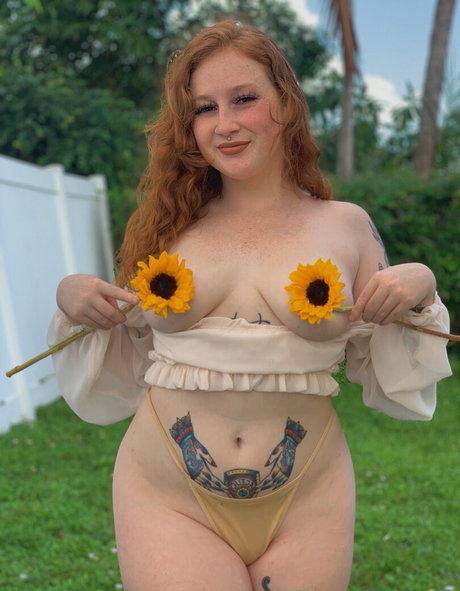 プッシー尻オンリーファンズ ポルノグラフィック 写真