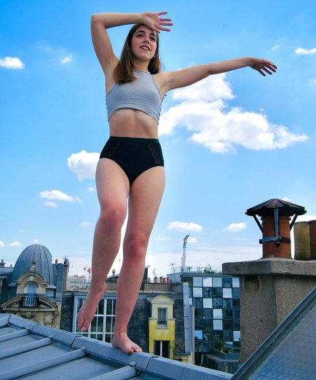 Lou Howard ポルノ女優 写真