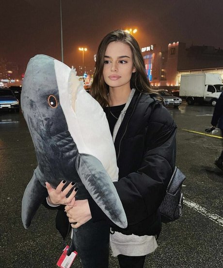 黒檀の熟女オンリーファンズ 美しい裸 写真