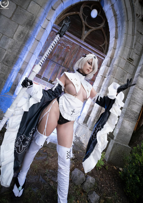 Christine Usi セクシーなスター 写真