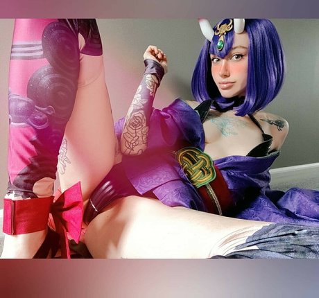 フィットネスガールズオンリーファンズ エロ 画像