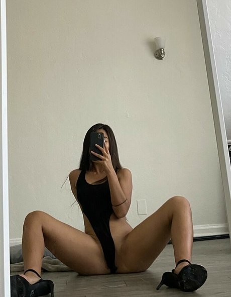 黒人ティーンのプッシーオンリーファンズ ホット裸 写真