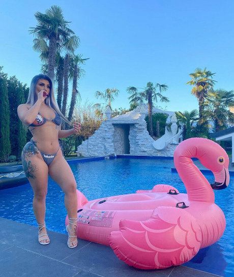 Isadora Prieto ポルノモデル ギャラリー