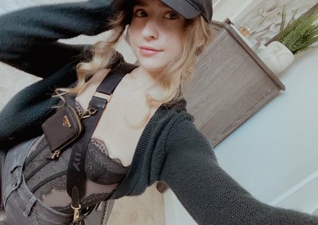 RyyFyy HDポルノスター 画像