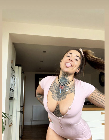 Rancesca lucia ポルノモデル 写真