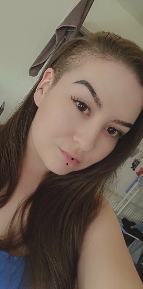 Knifecalledlust ヌード女優 写真