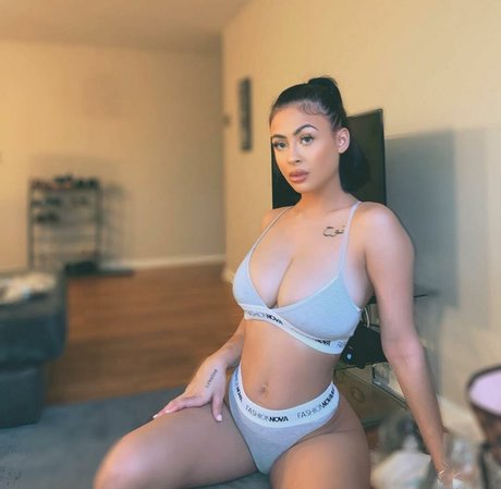 kaylinaeileennn アダルト女優 アーカイブ