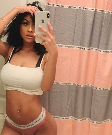 kaylinaeileennn セックスポルノスター 画像