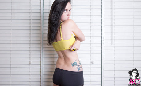 タンオンリーファン 美しいポルノ 写真