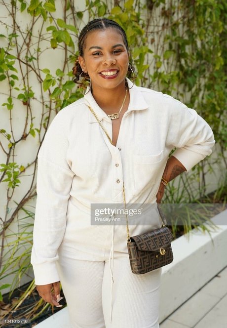 おばあちゃんの熟女オンリーファンズ 裸 写真