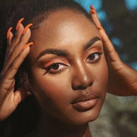 Kenicherie ホットモデル 写真