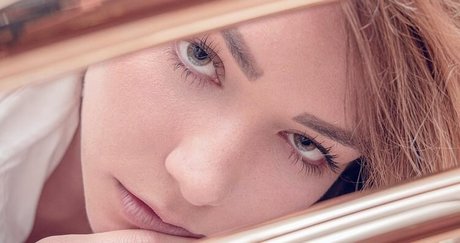 バスルームファックオンリーファンズ セクシーヌード 写真