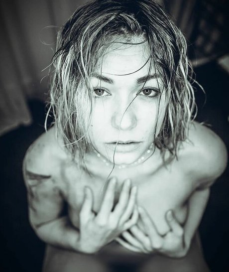 エボニーライブオンリーファンズ エロ 写真