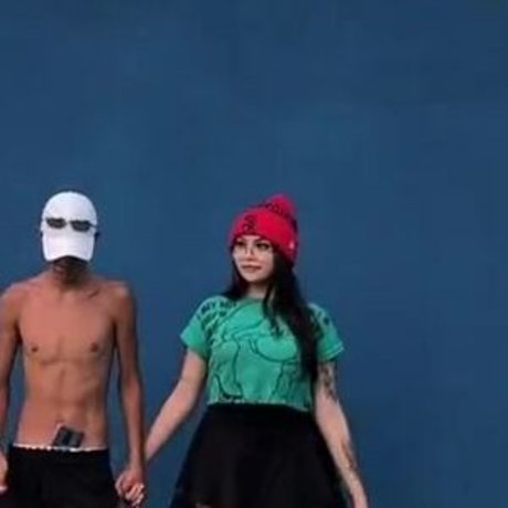 asmrマッサージオンリーファンズ 無料アダルト 写真