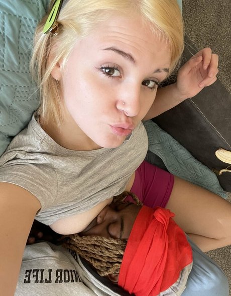 aliisnoww 素敵な女優 写真