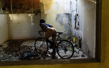 Bi0degradavel 高品質モデル 写真