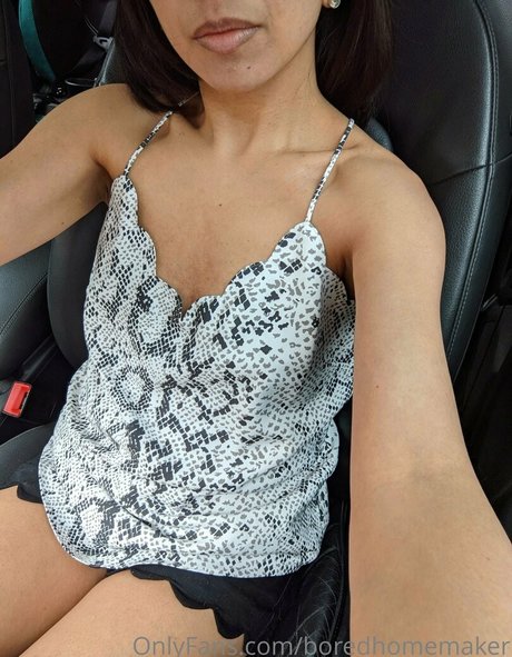 老母オンリーファン ポルノグラフィック 写真