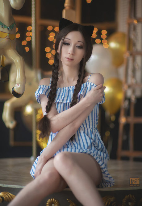 Alina Latypova スター ヌード ギャラリー