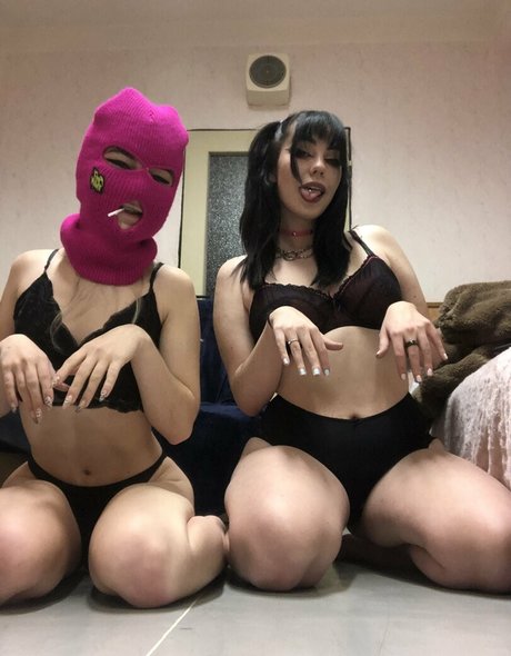 パイズリ オンリーファンズ セクシーxxx 画像