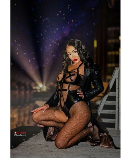 POV 熟女 オンリーファンズ ホット裸 アーカイブ