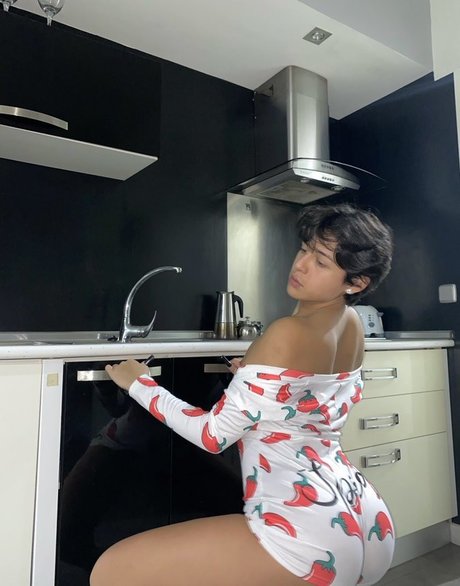 金髪の筋肉オンリーファンズ えろた 写真