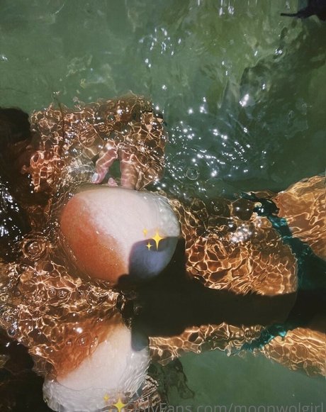 lucianahenaro スター ヌード 写真