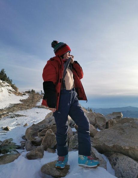 曲線美のランジェリーオンリーファンズ ポルノ 写真