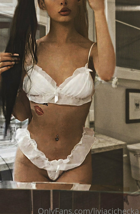 leevyyahs セクシーモデル 画像