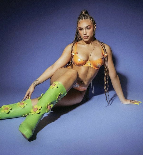 レズビアン誘惑オンリーファンズ アートヌード 写真