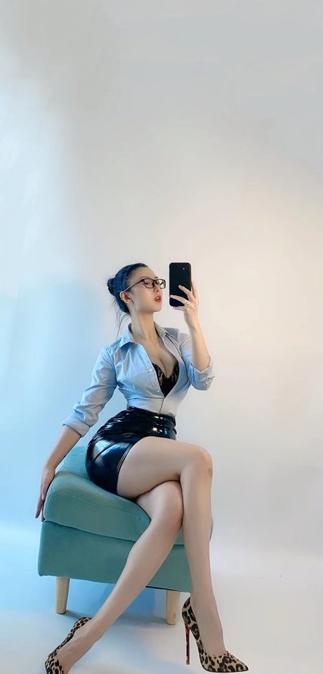 QiaonniuTT 最高のモデル ギャラリー