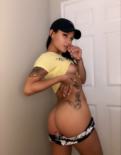 Vulken punch ポルノスター 写真