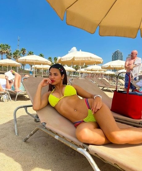 Juju Araujo ポルノスター 無料 画像