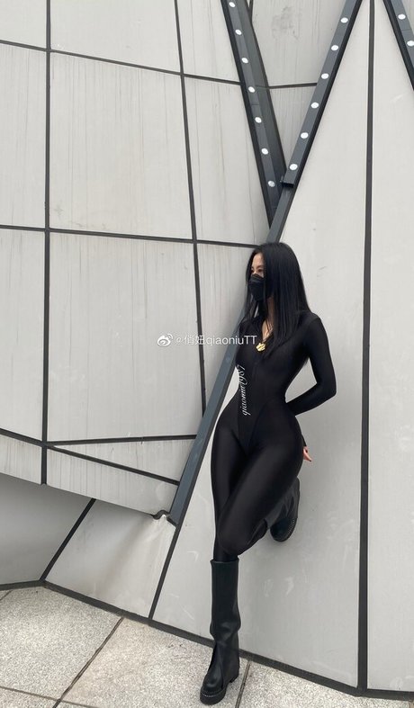 ビキニプリンセスオンリーファンズ ポルノ 写真