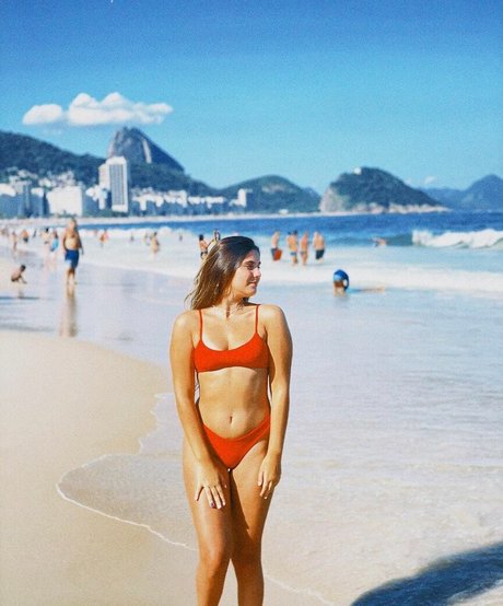 Isabelle Cunha スター 裸 写真
