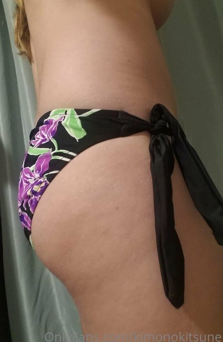 Lady Kitsune 美しいスター 写真